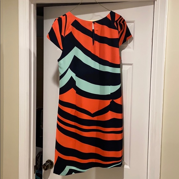 Gabby Skye dress navy coral and light blue pattern - Picture 2 of 3